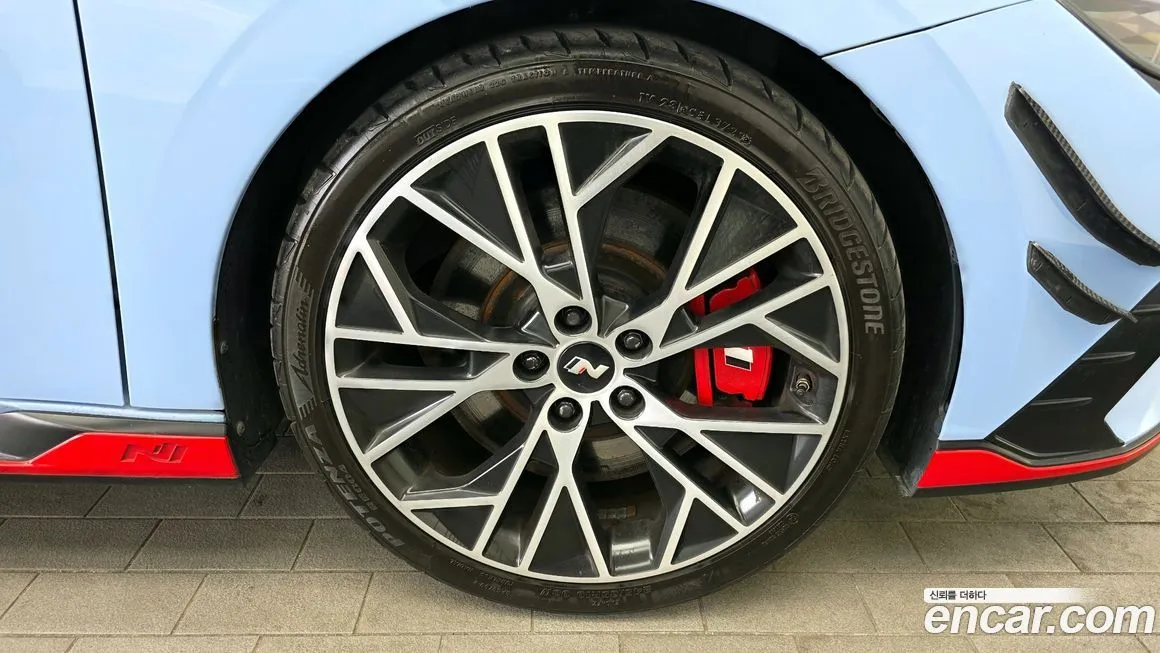 Hyundai AVANTE — фото 8