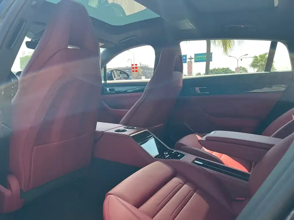 Porsche Panamera Hybrid — фото 2