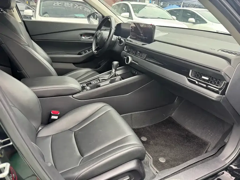 Honda Inspire — фото 10