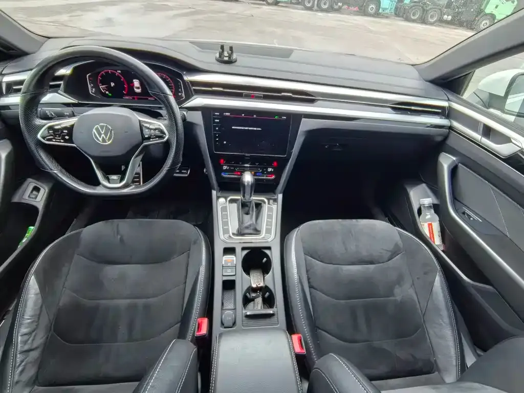 Volkswagen CC — фото 3