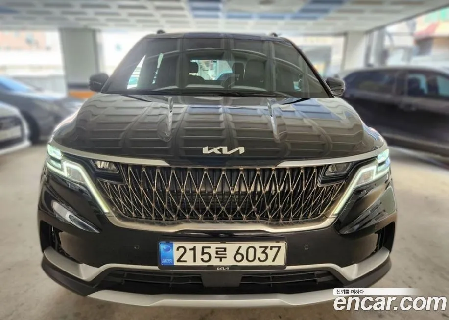 Kia Carnival — фото 1