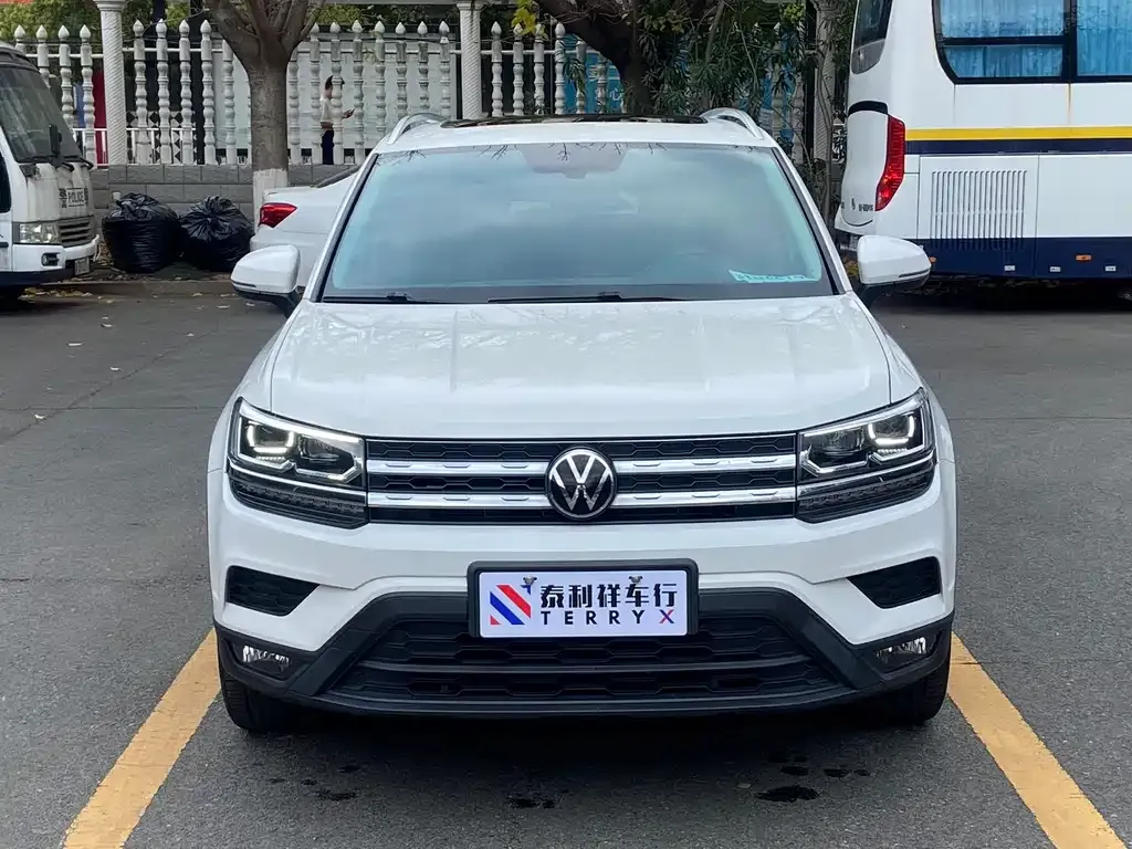 Volkswagen Tharu — фото 7