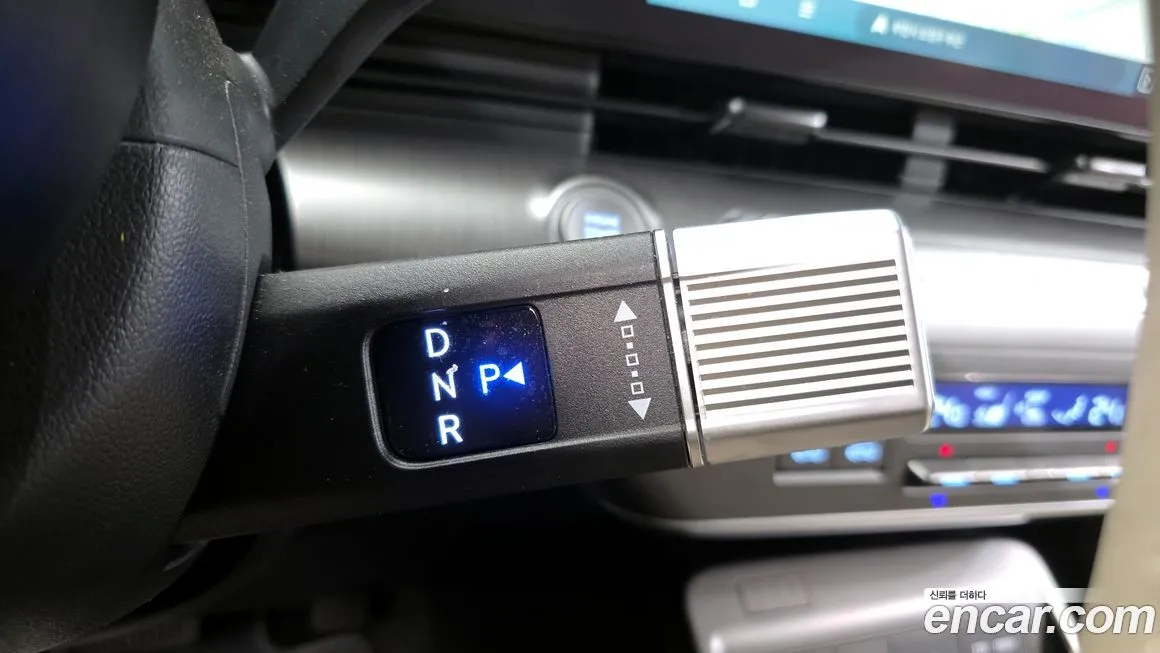 Hyundai Kona — фото 8