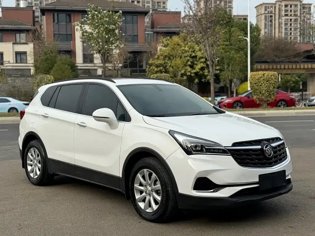 Buick Envision Plus — фото 5