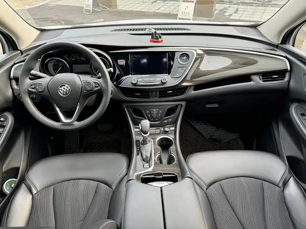 Buick Envision Plus — фото 6