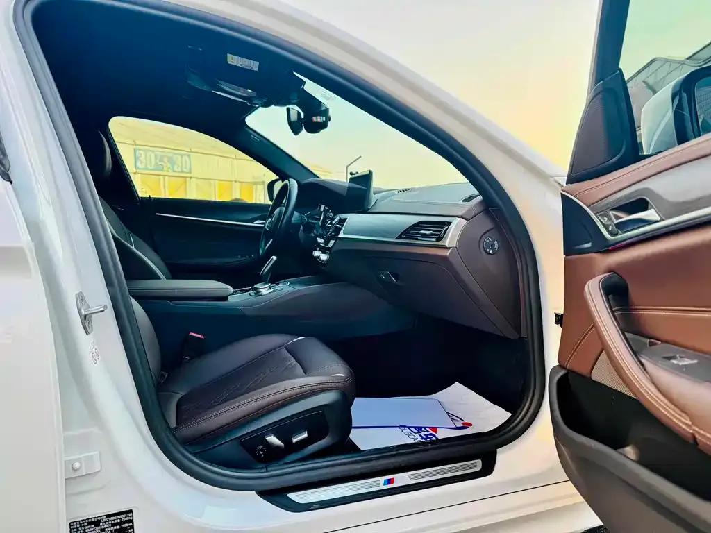 BMW 5 Series New Energy — фото 8