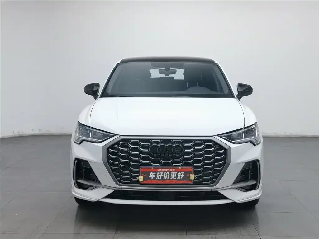 Audi Q3 Sportback — фото 2
