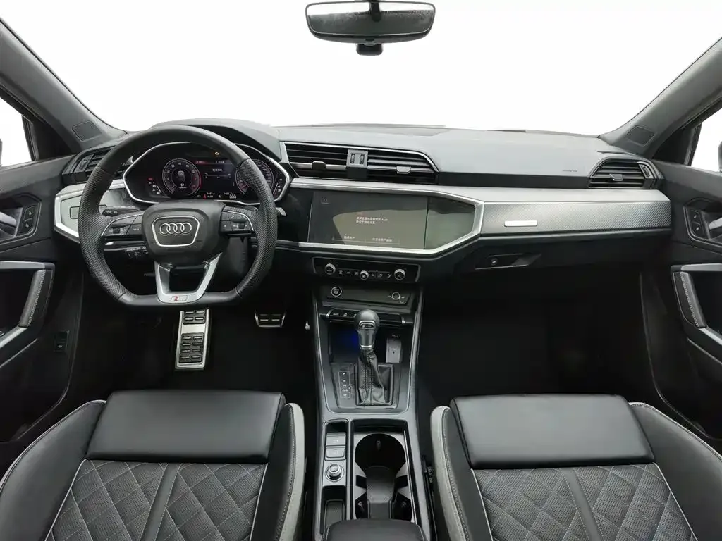 Audi Q3 Sportback — фото 5