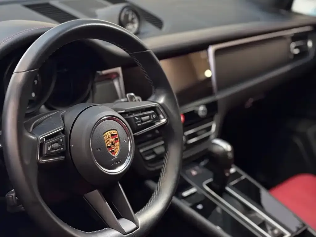 Porsche Macan — фото 3