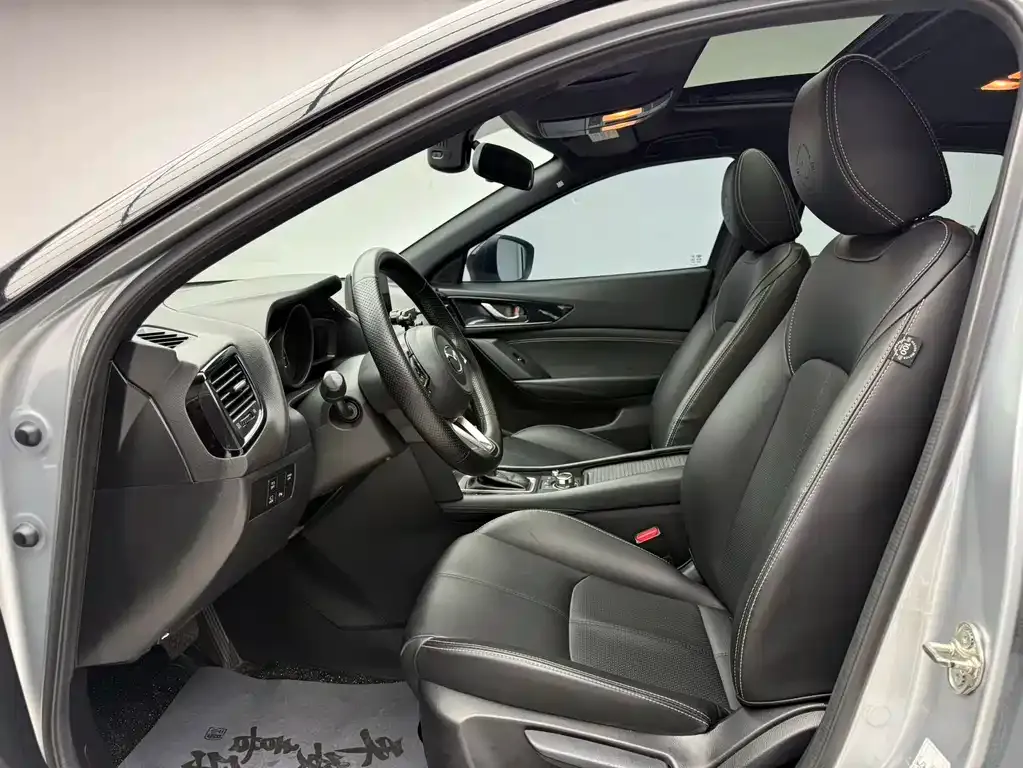 Mazda CX-4 — фото 4