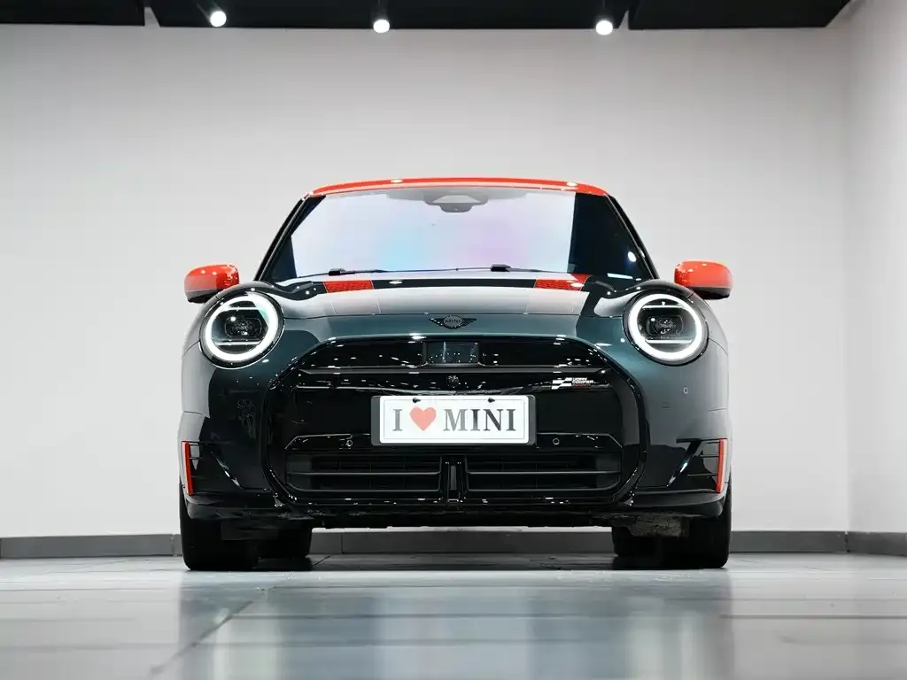 MINI JCW Electric — фото 6