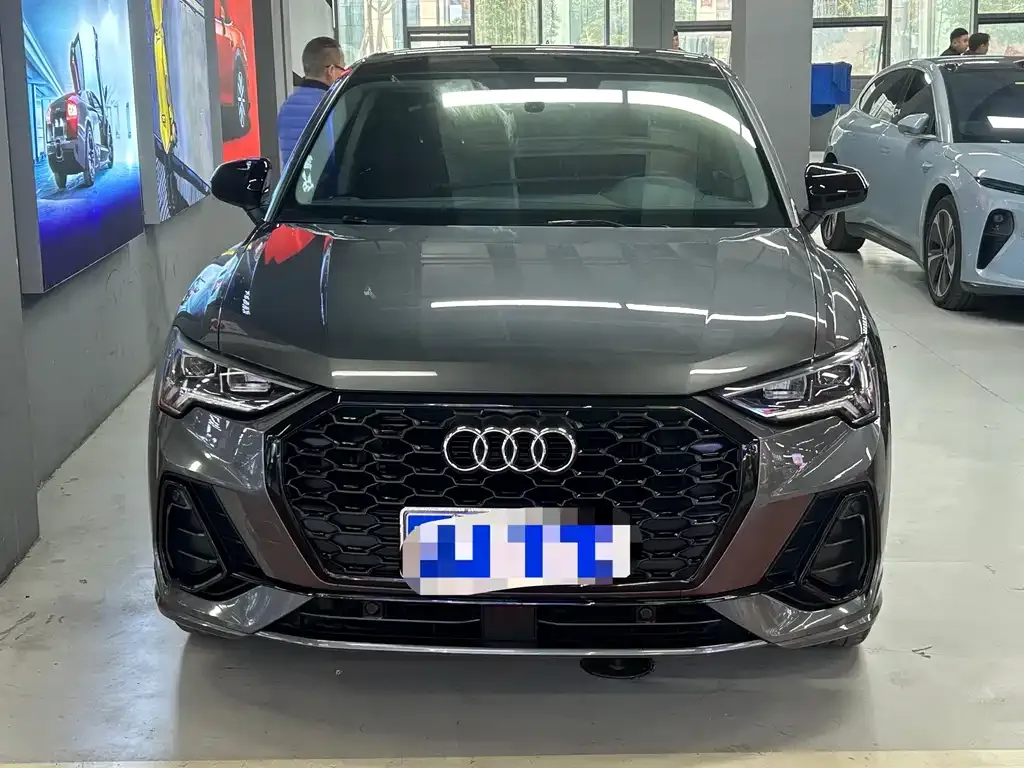 Audi Q3 Sportback — фото 7