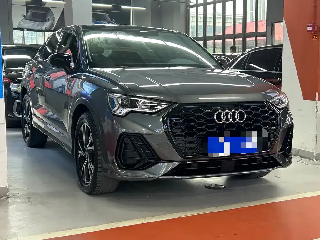 Audi Q3 Sportback — фото 8