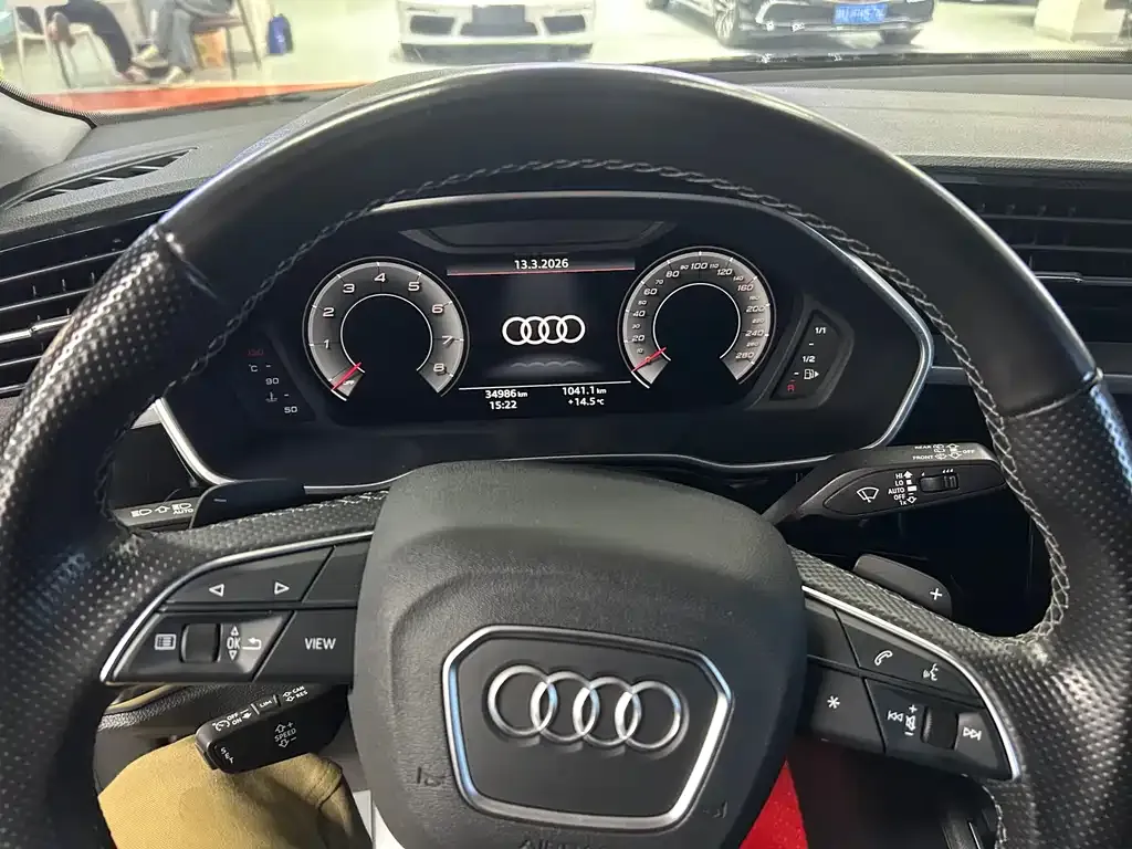 Audi Q3 Sportback — фото 6