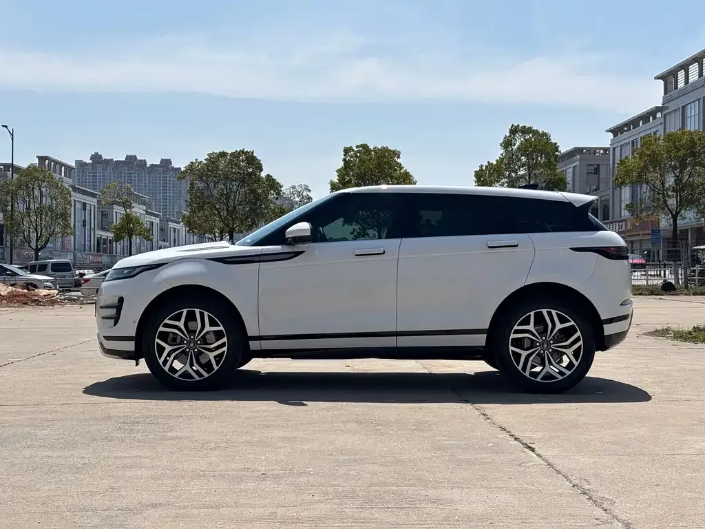Land Rover Evoque — фото 5