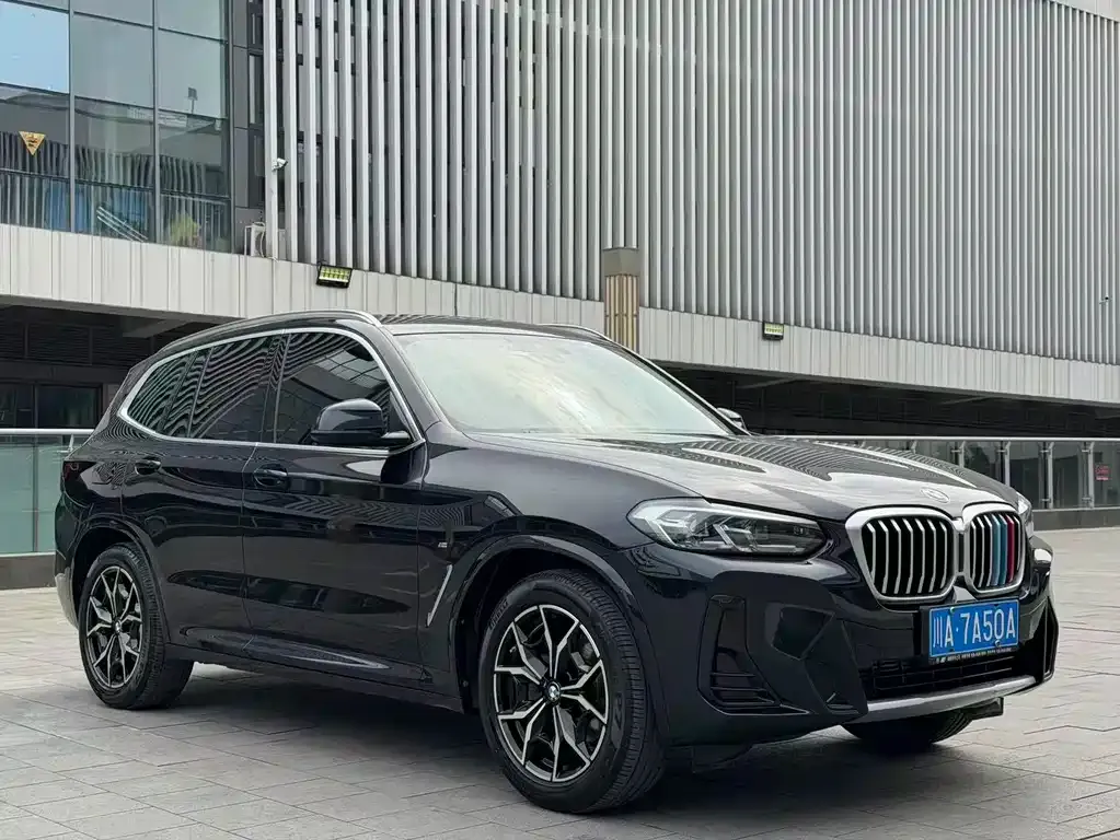 BMW X3 — фото 8