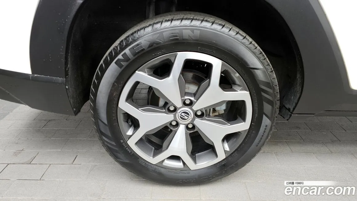 KG Mobility (Ssangyong) Torres — фото 4