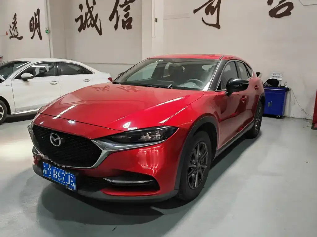 Mazda CX-4 — фото 1