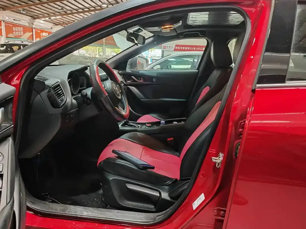 Mazda CX-4 — фото 3