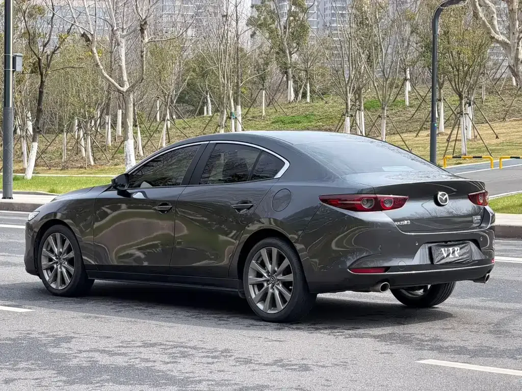 Mazda 3 Axela — фото 6