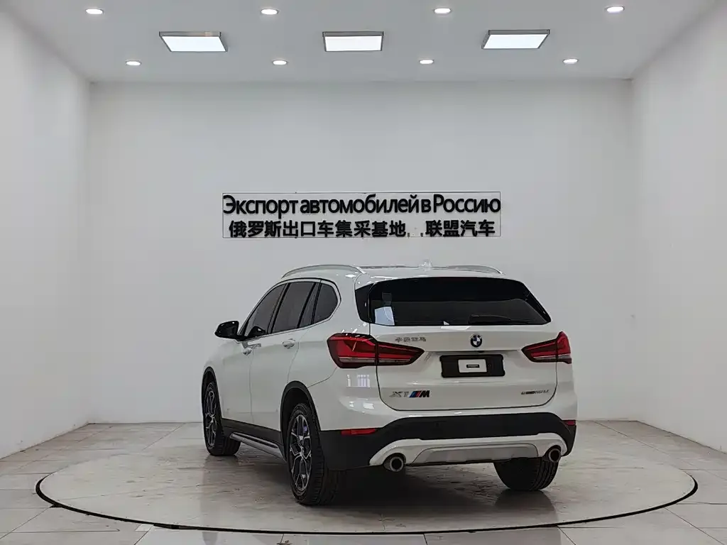 BMW X1 — фото 2