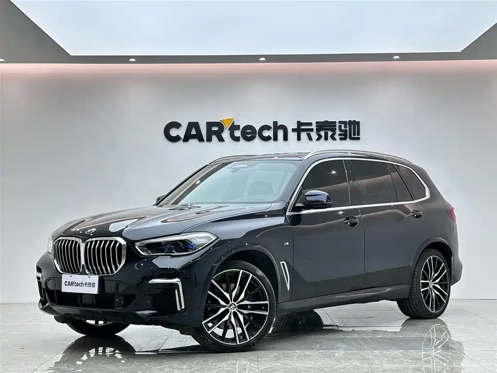 BMW X5 — фото 1
