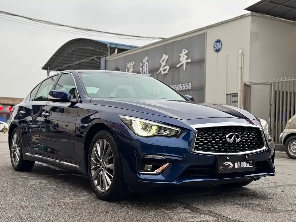 Infiniti Q50L — фото 4