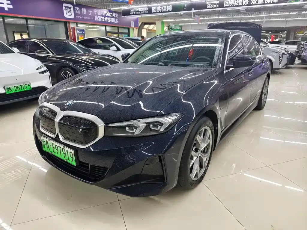 BMW i3 — фото 1