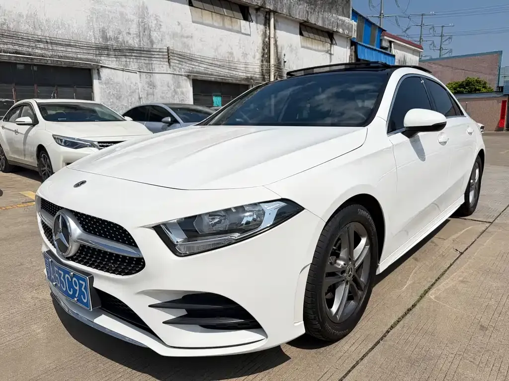 Mercedes-Benz A-Class — фото 1