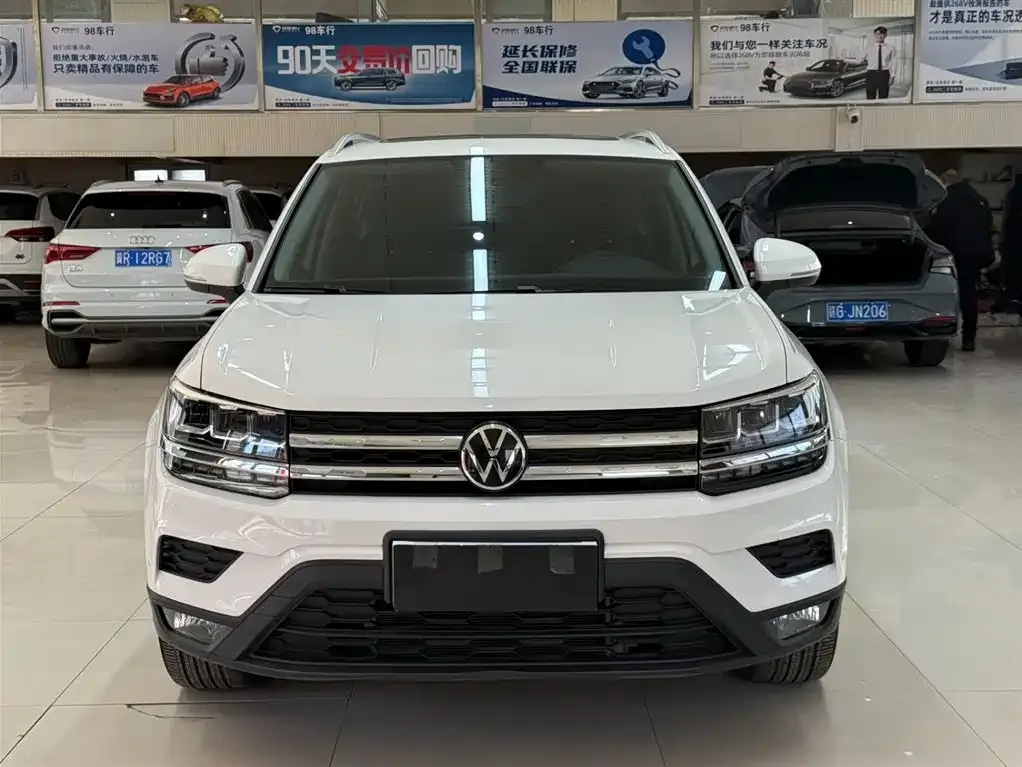 Volkswagen Tharu — фото 6