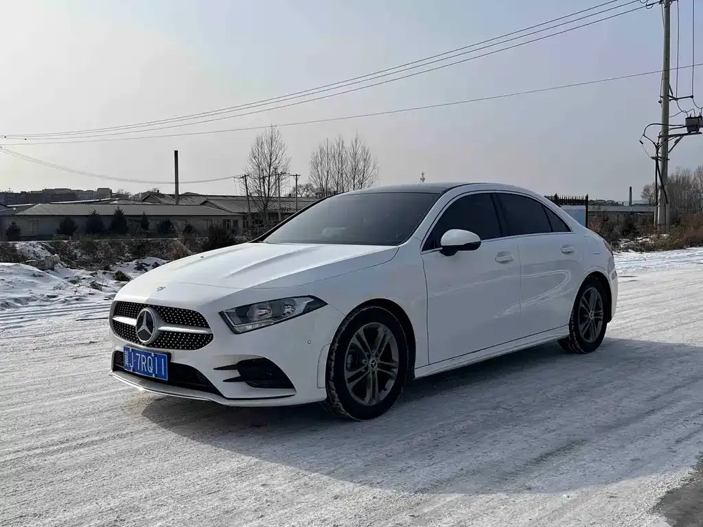 Mercedes-Benz A-Class — фото 1