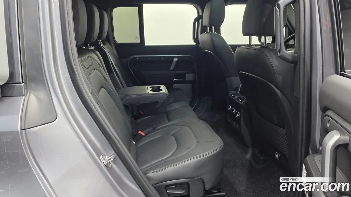 Land Rover Defender — фото 4