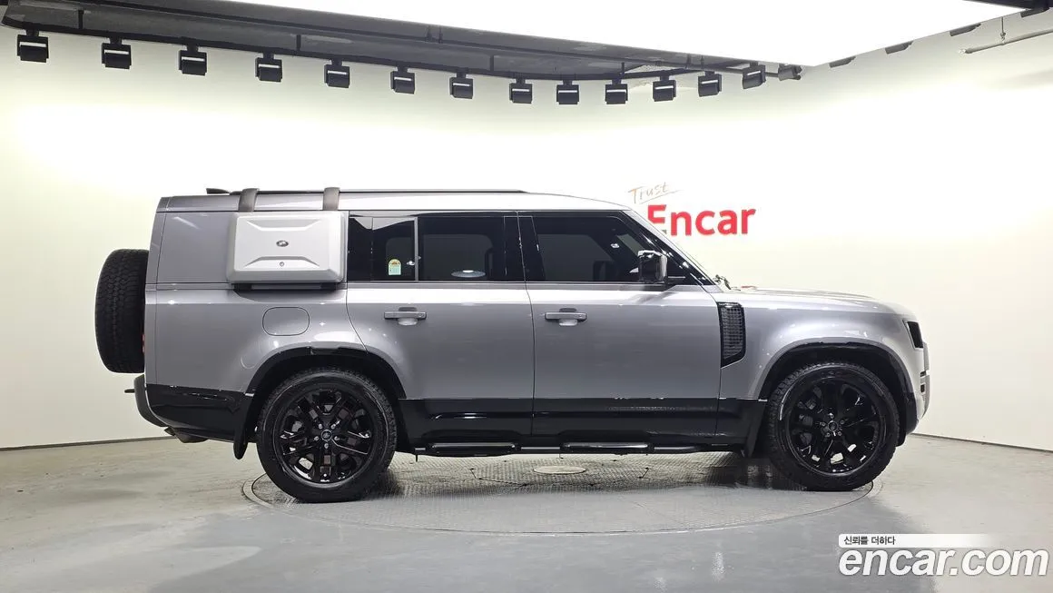 Land Rover Defender — фото 2