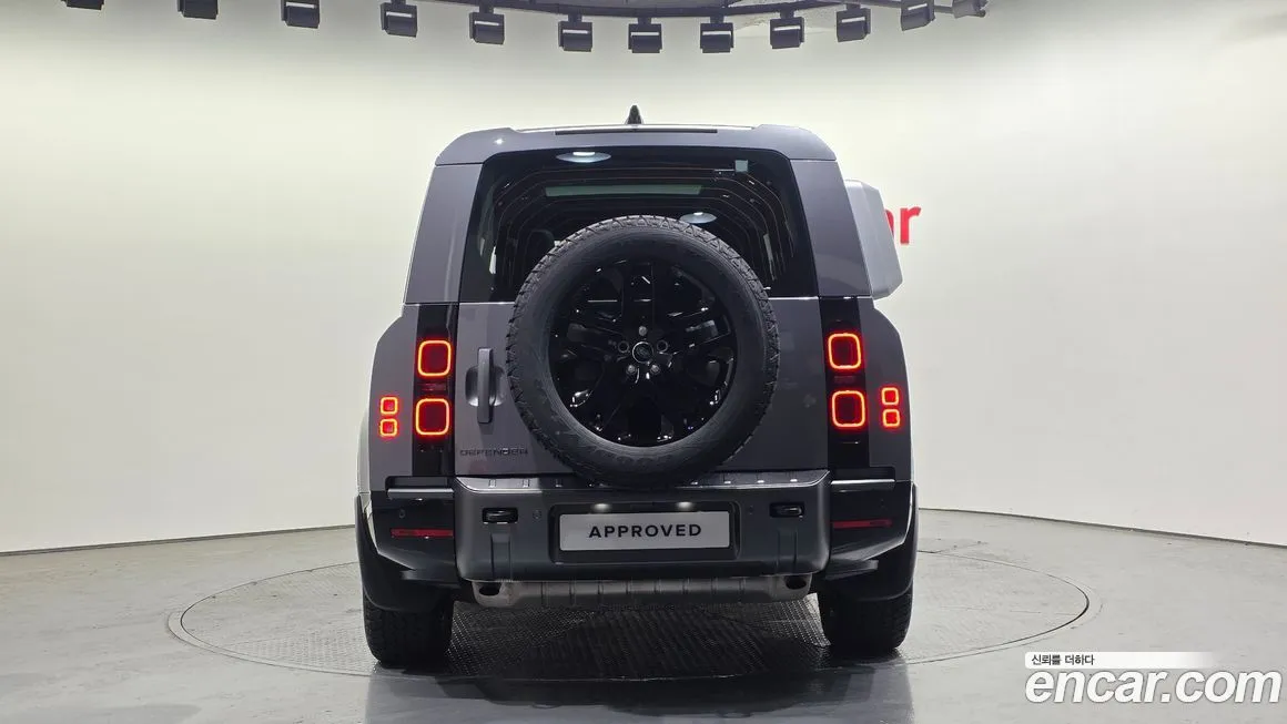 Land Rover Defender — фото 8