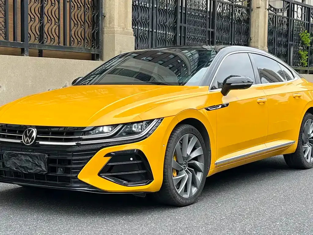 Volkswagen CC — фото 1