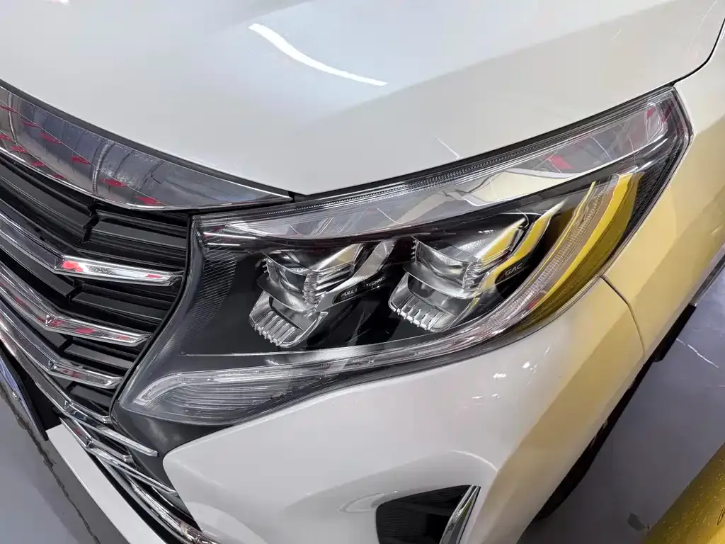 GAC Motor Trumpchi M8 — фото 8