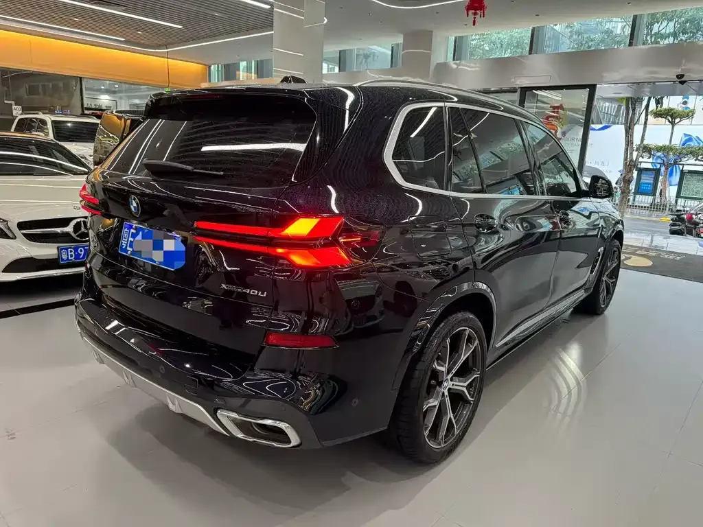 BMW X5 — фото 2