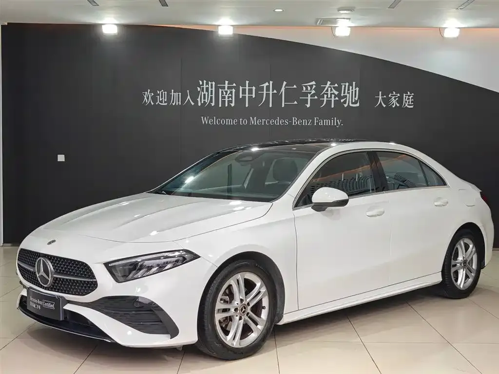 Mercedes-Benz A-Class — фото 1