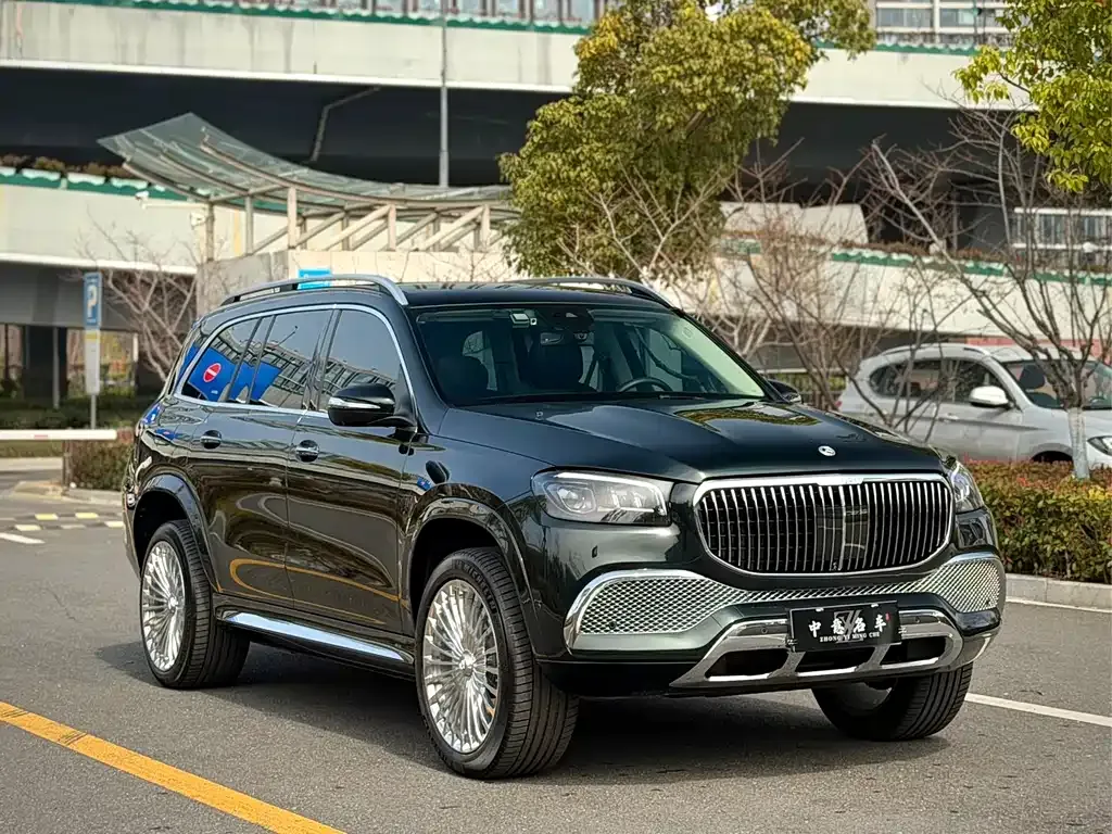 Mercedes-Benz GLS — фото 7