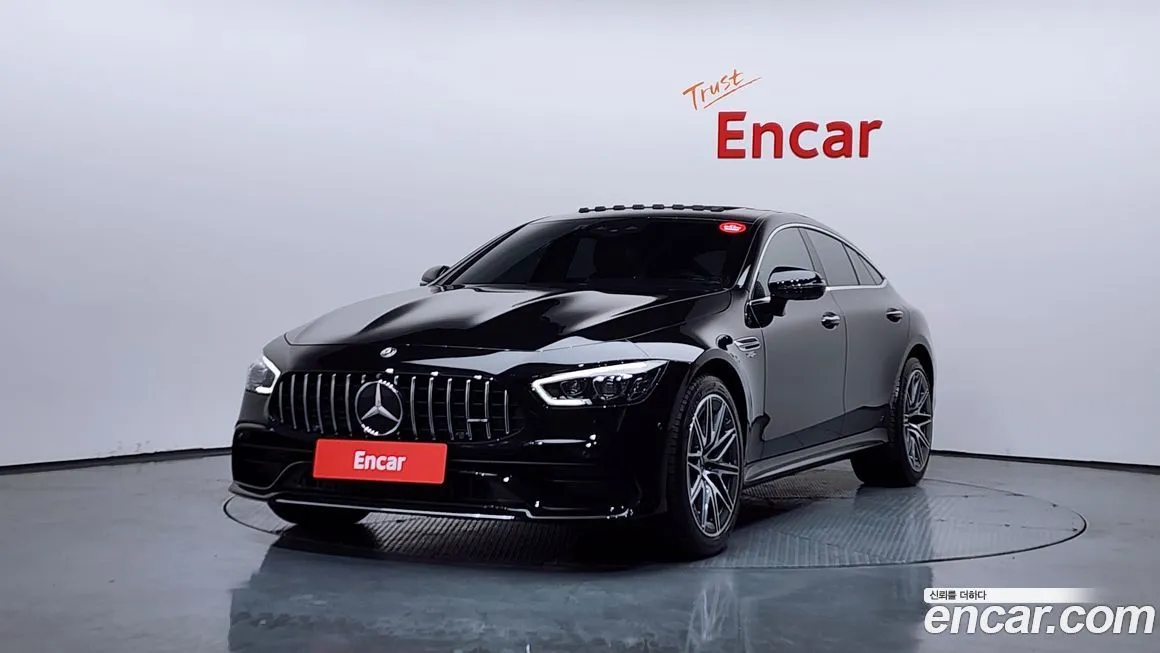 Mercedes-Benz AMG GT — фото 1