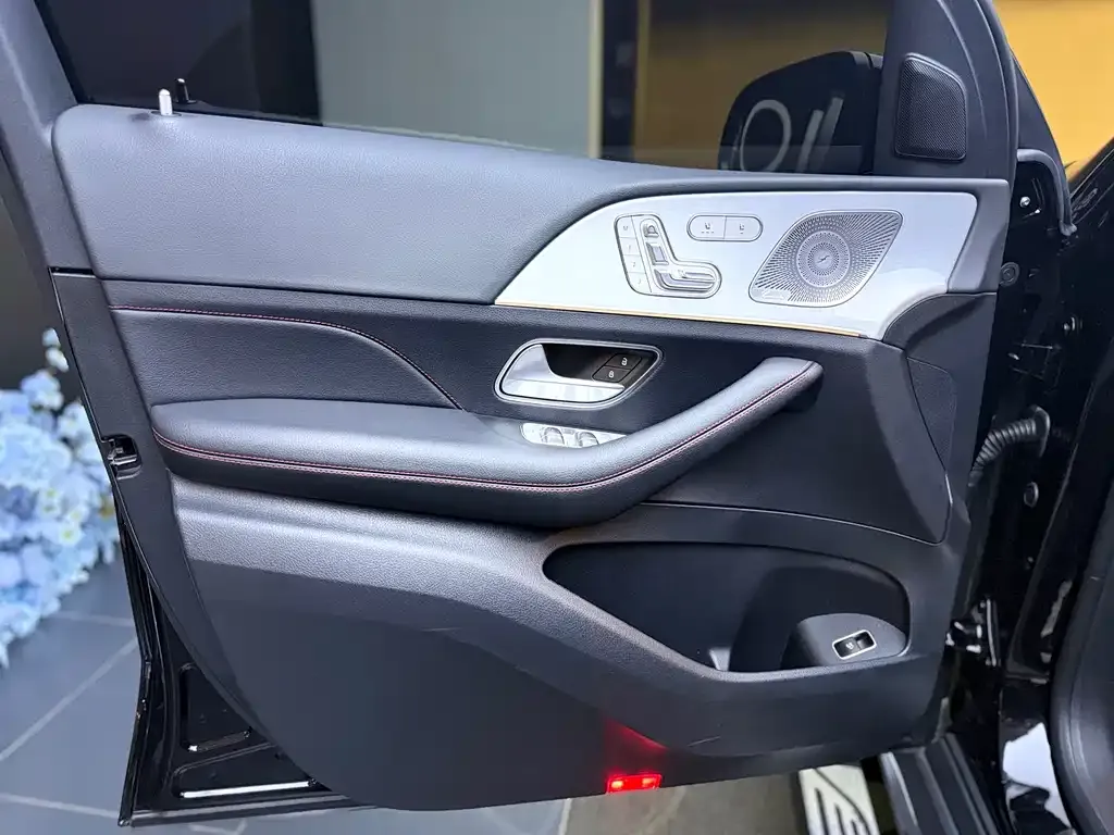 Mercedes-Benz GLE AMG — фото 10