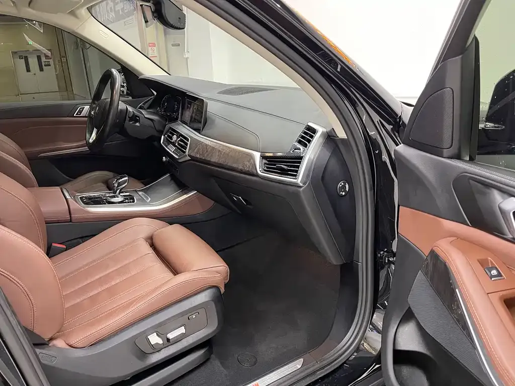 BMW X5 (Import) — фото 4