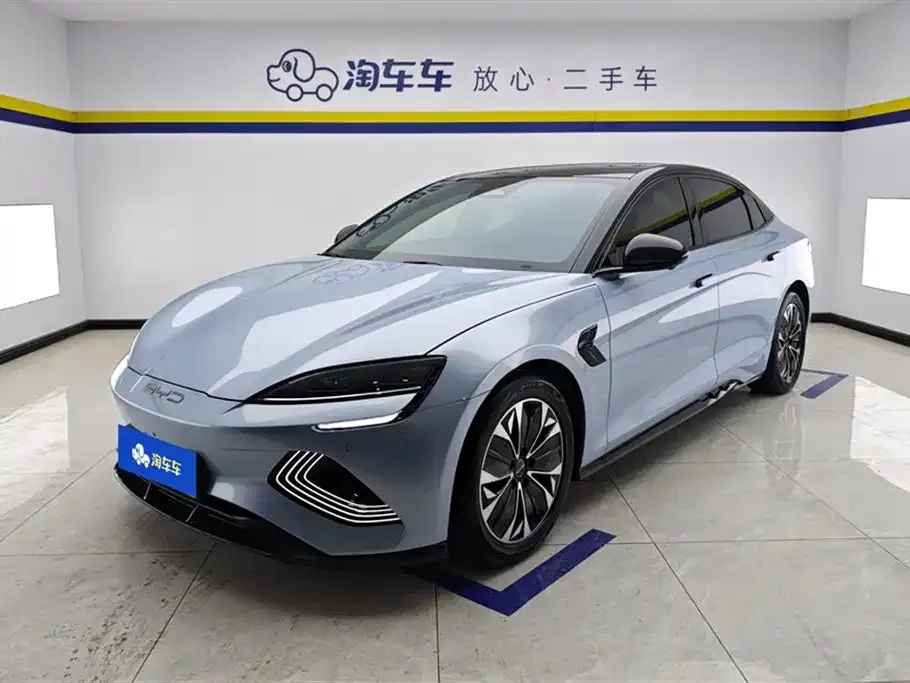 BYD Seal — фото 1