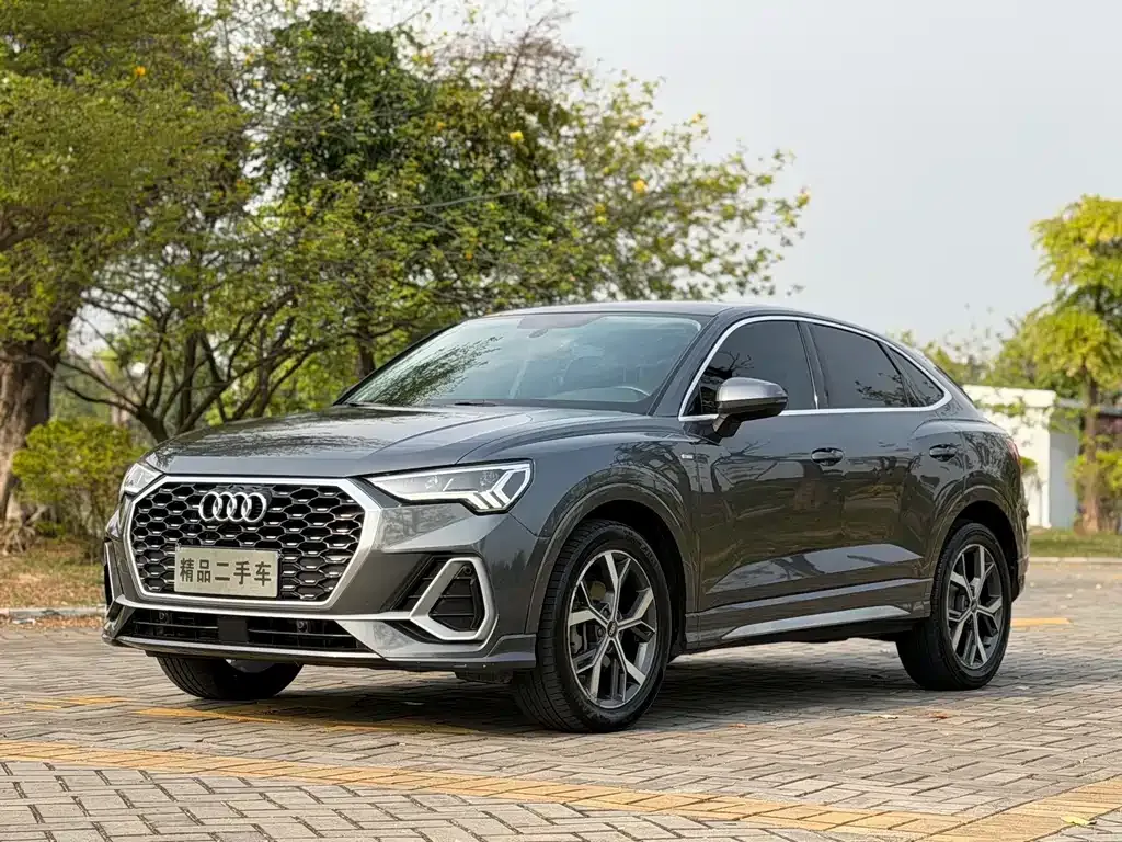 Audi Q3 Sportback — фото 1