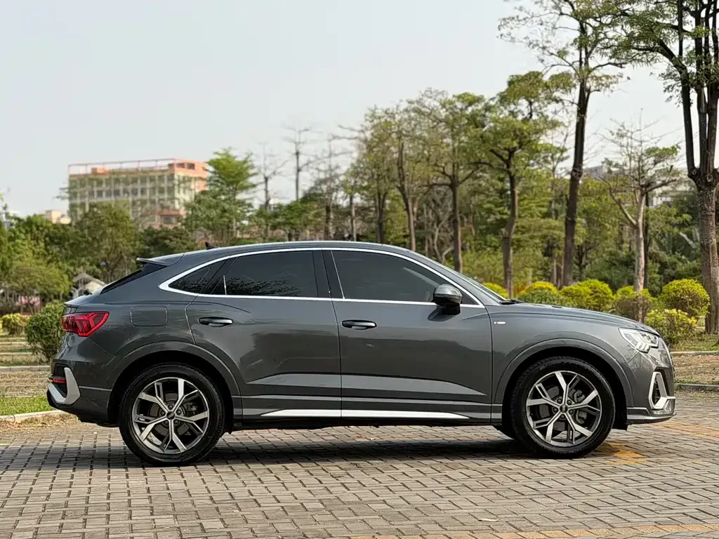 Audi Q3 Sportback — фото 7