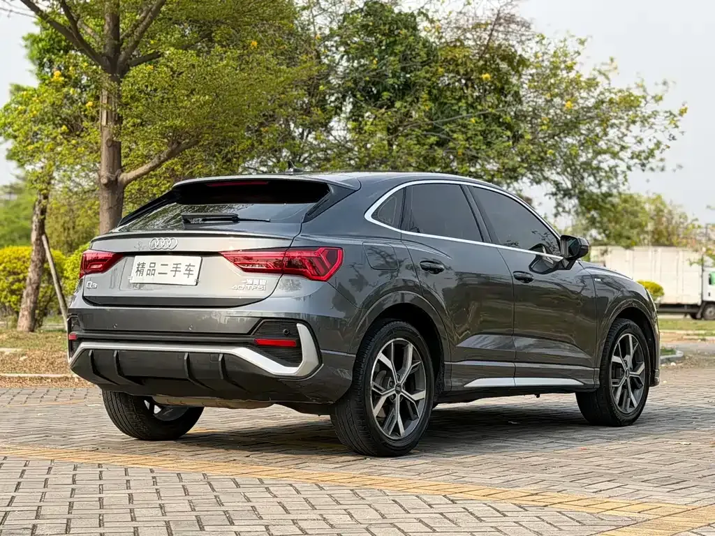 Audi Q3 Sportback — фото 9