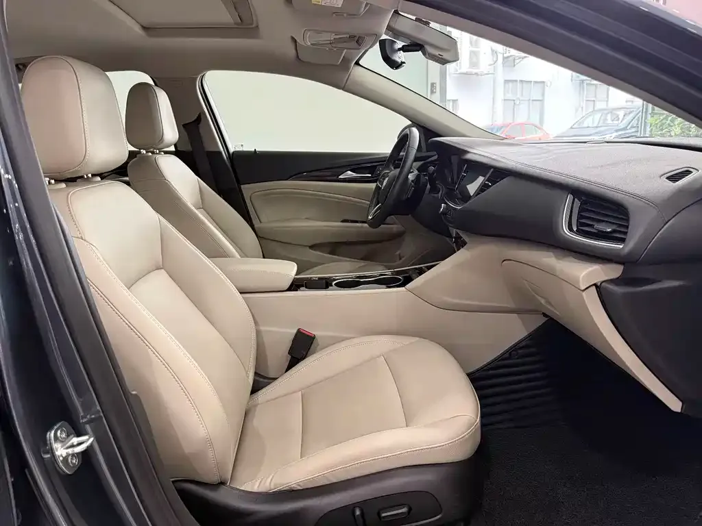 Buick Regal — фото 9