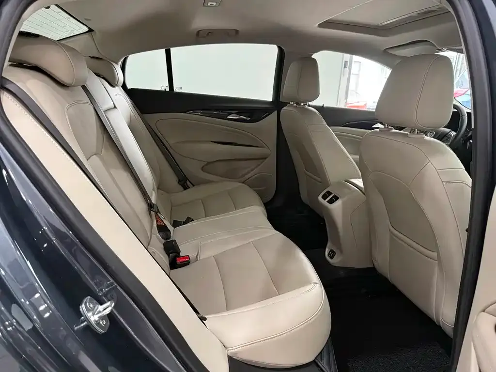 Buick Regal — фото 8