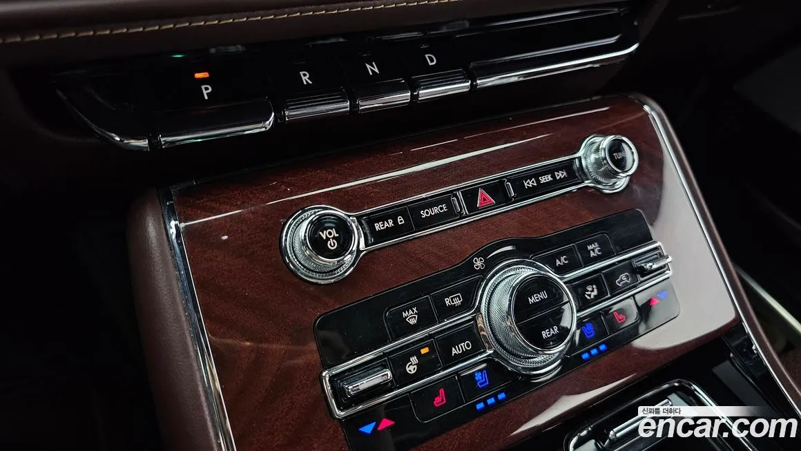 Lincoln Aviator — фото 3