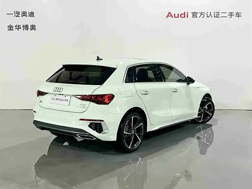Audi A3 — фото 2